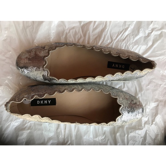 dkny scalloped flats